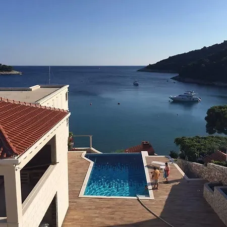 Pine Tree Boutique Apartments Apartman *