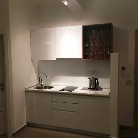 Pine Tree Boutique Apartments *