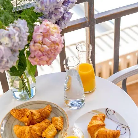 Pine Tree Boutique Apartments