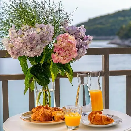 Apartman Pine Tree Boutique Apartments Saplunara