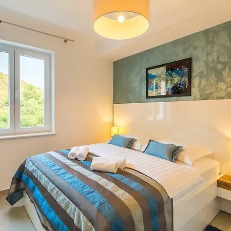 Διαμέρισμα Pine Tree Boutique *