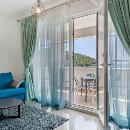 Pine Tree Boutique Apartment *